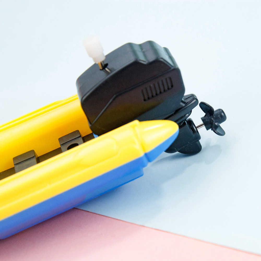 Wholesale Speed Boat Ship Wind Up Clockwork Float In Water Classic Summer Shower Bath Kids Toys for Children Boys Gifts