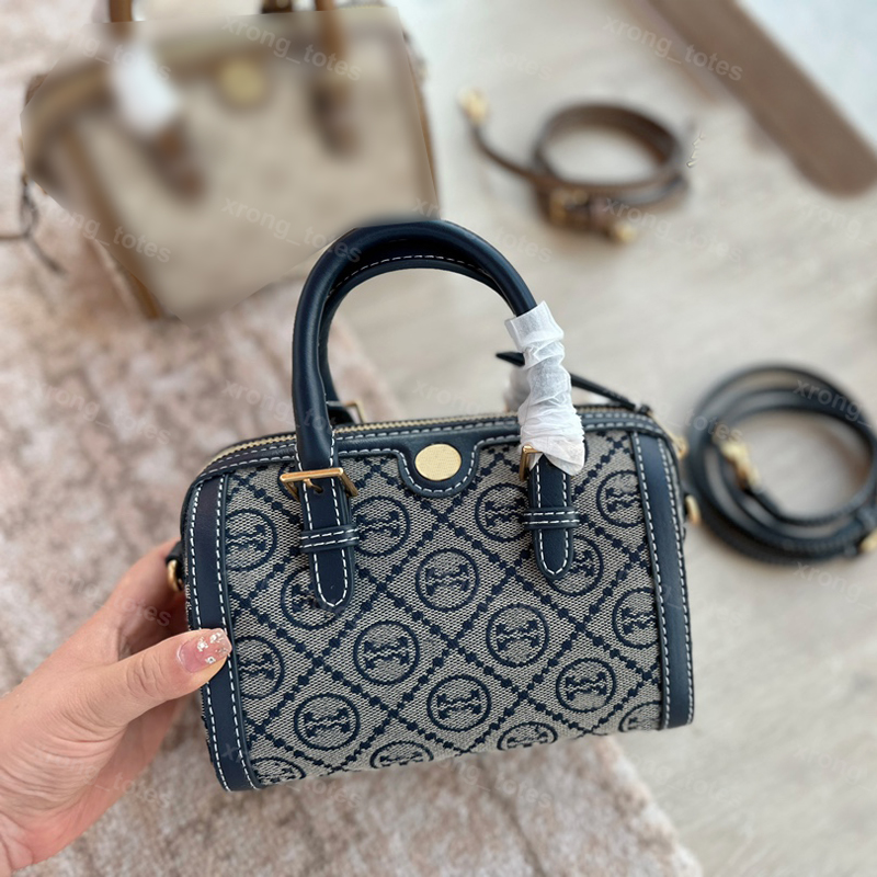 Women Handbag Designer Shoulder Bag Pillow Totes Fashion T Mono Jacquard Burch The Mini Tote Purses Wallet Crossbody Bags Backpack Purse, 18.5*13cm
Women Handbag Designer Shoulder Bag Pillow Totes Fashion T Mono Jacquard Burch The Mini Tote Purses Wallet Crossbody Bags Backpack Purse, 18.5*13cm