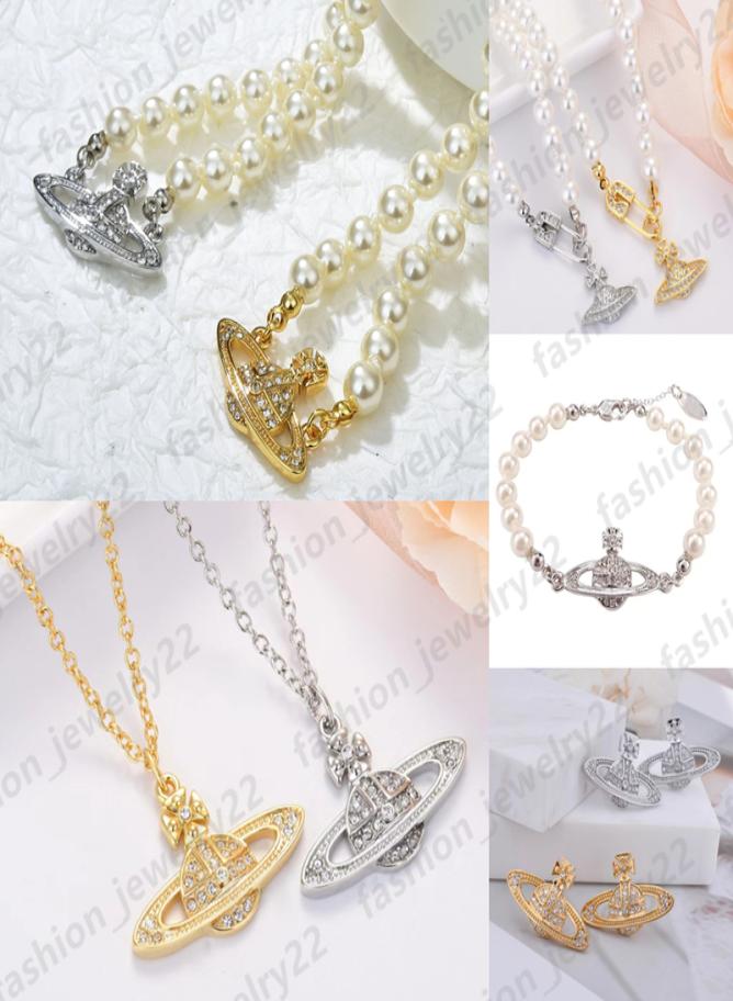Pearl Necklaces Pin Saturn Necklace Designer Jewelry Bracelet Stud Earring Beaded Mother of pearl pendant Diamond Copper 18K Gold 1920341
Pearl Necklaces Pin Saturn Necklace Designer Jewelry Bracelet Stud Earring Beaded Mother of pearl pendant Diamond Copper 18K Gold 1920341