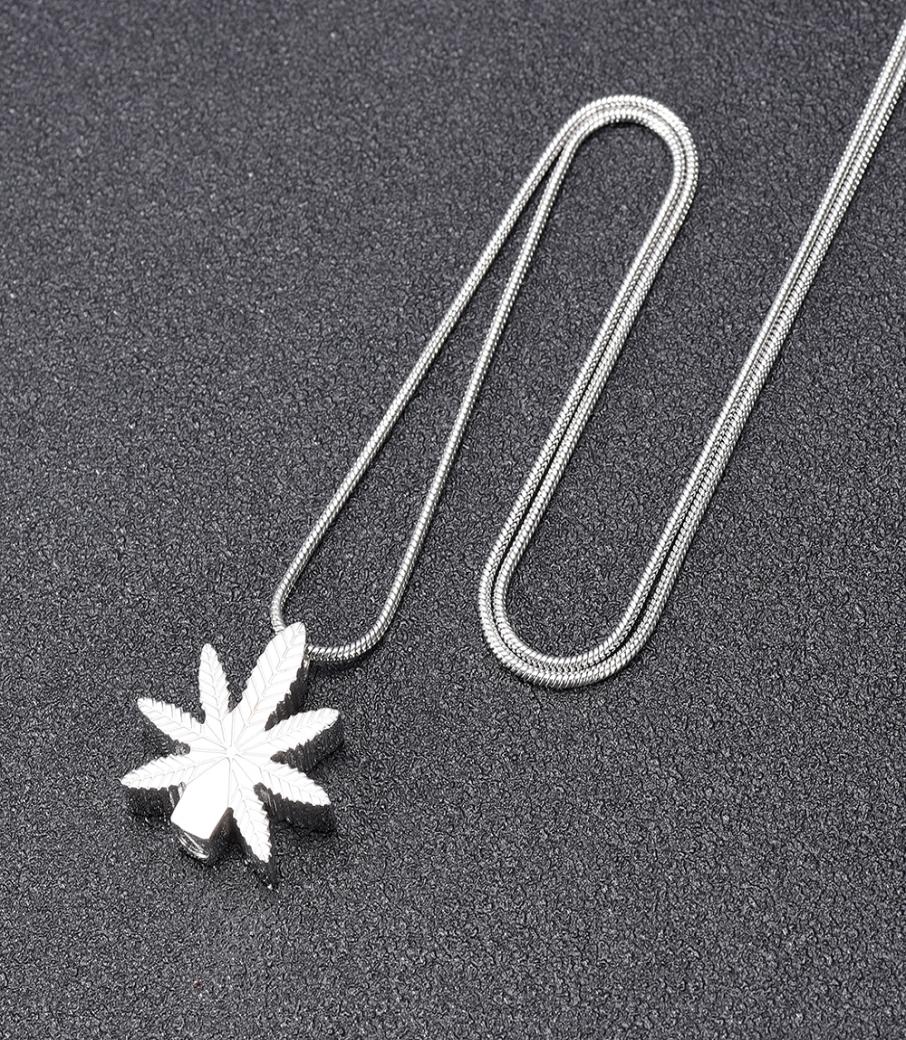 IJD9992 Maple Leaf Silver Tone Stainless Steel Cremation Pendant Funeral Urn Ashes Holder Keepsake Jewelry for Human Animal9610849
IJD9992 Maple Leaf Silver Tone Stainless Steel Cremation Pendant Funeral Urn Ashes Holder Keepsake Jewelry for Human Animal9610849