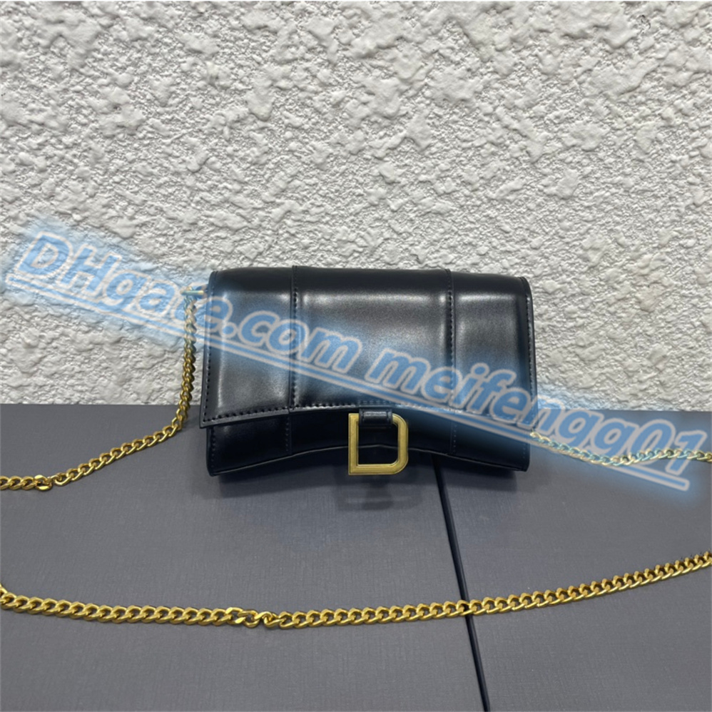 Top quality Luxury leather handbag bag cross handbag original men's and women's luxury designer fashion gold chain silver dinner bags card pockets shoulder Purses, A8-19cm
Top quality Luxury leather handbag bag cross handbag original men's and women's luxury designer fashion gold chain silver dinner bags card pockets shoulder Purses, A8-19cm