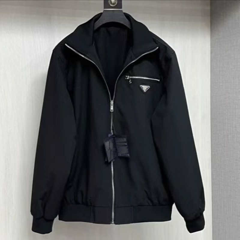 Men's Jackets Designer Zipper Jacket Autumn Winter Warm Cotton Padded Clothes Fashion Chest Triangle Cardigan Coat Mens Casual Jq0p, Black
Men's Jackets Designer Zipper Jacket Autumn Winter Warm Cotton Padded Clothes Fashion Chest Triangle Cardigan Coat Mens Casual Jq0p, Black