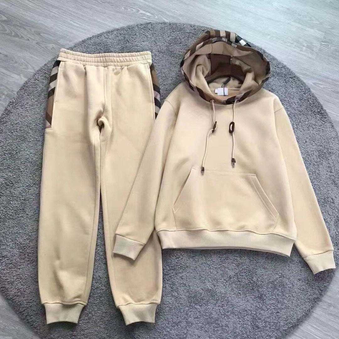 Designer Tracksuits Family B's good quality terry cotton sanitary material splicing plaid cloth hooded suit logo brand two pics suit HPU3, Black
Designer Tracksuits Family B's good quality terry cotton sanitary material splicing plaid cloth hooded suit logo brand two pics suit HPU3, Black