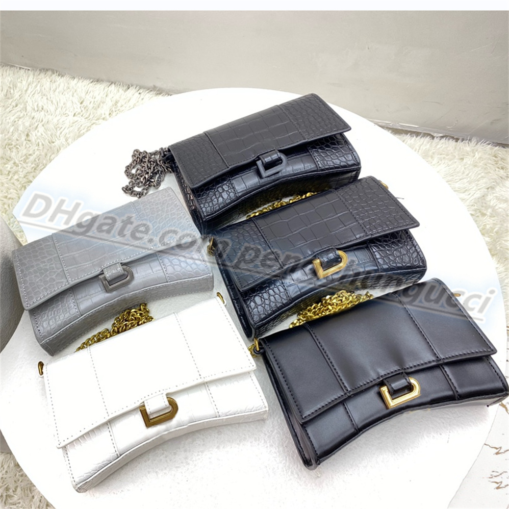 Top QualityDesigners Handbag Bag Shoulder Crossbody Purse Alligator Half Moon Backpack Letters Shopping Tote Hasp Zipper Pocket Crocodile Women Purses, A3-19cm
Top QualityDesigners Handbag Bag Shoulder Crossbody Purse Alligator Half Moon Backpack Letters Shopping Tote Hasp Zipper Pocket Crocodile Women Purses, A3-19cm