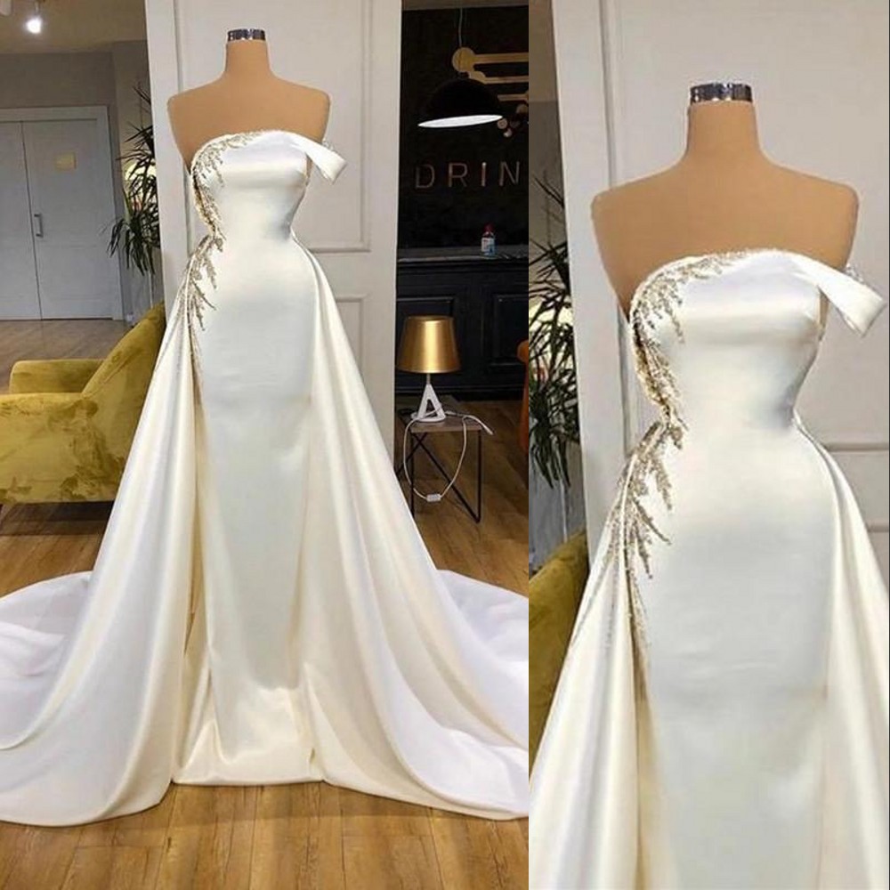 2023 Vintage A Line Wedding Dresses Satin Lace Appliques One Shoulder Crystal Beads Mermaid Sheath Bridal Gowns Detachable Train Overskirts Plus Size