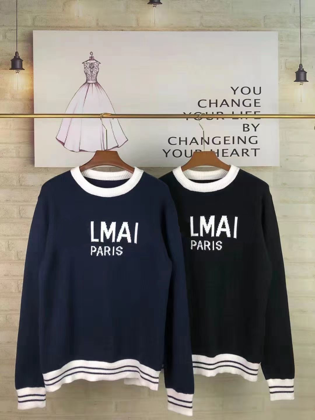 Mens Sweatshirts women designer sweaters latest explosion style spring summer Full body letter print T-shirt high-quality Hoodies, Champagne
Mens Sweatshirts women designer sweaters latest explosion style spring summer Full body letter print T-shirt high-quality Hoodies, Champagne