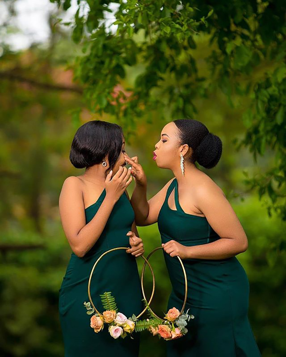 Hunter Green Mermaid Bridesmaid Dresses One Shoulder Sweep Train Garden Beach Wedding Guest Party Gowns Maid of Honor