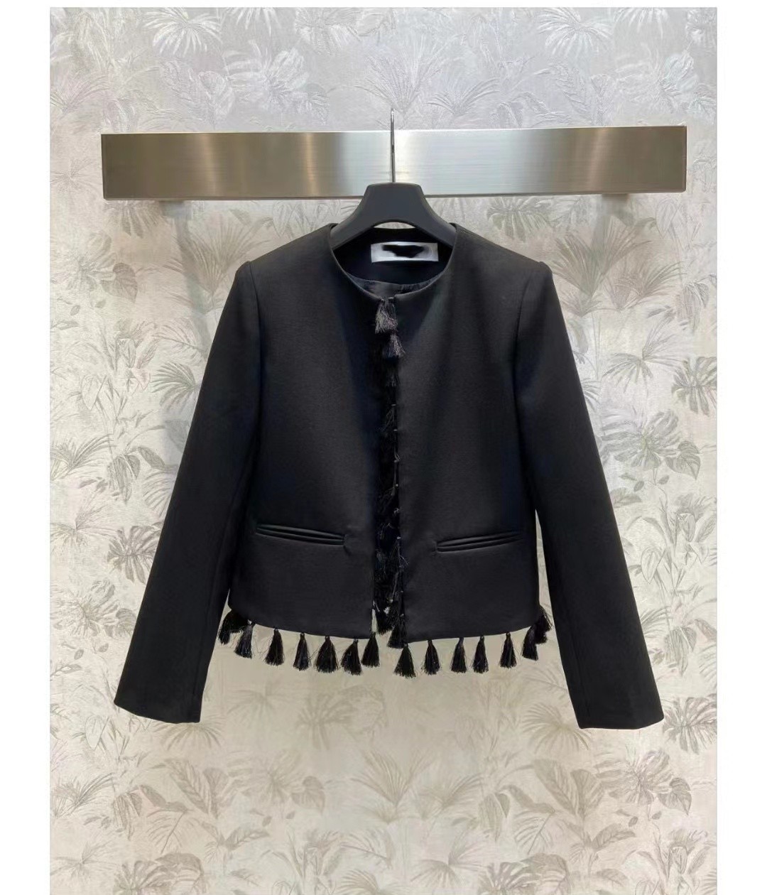 Women' Jackets 2023 New Spring O Neck Long Sleeve Designer Coats Brand Same Style Outerwear 0109-11, Black
Women' Jackets 2023 New Spring O Neck Long Sleeve Designer Coats Brand Same Style Outerwear 0109-11, Black