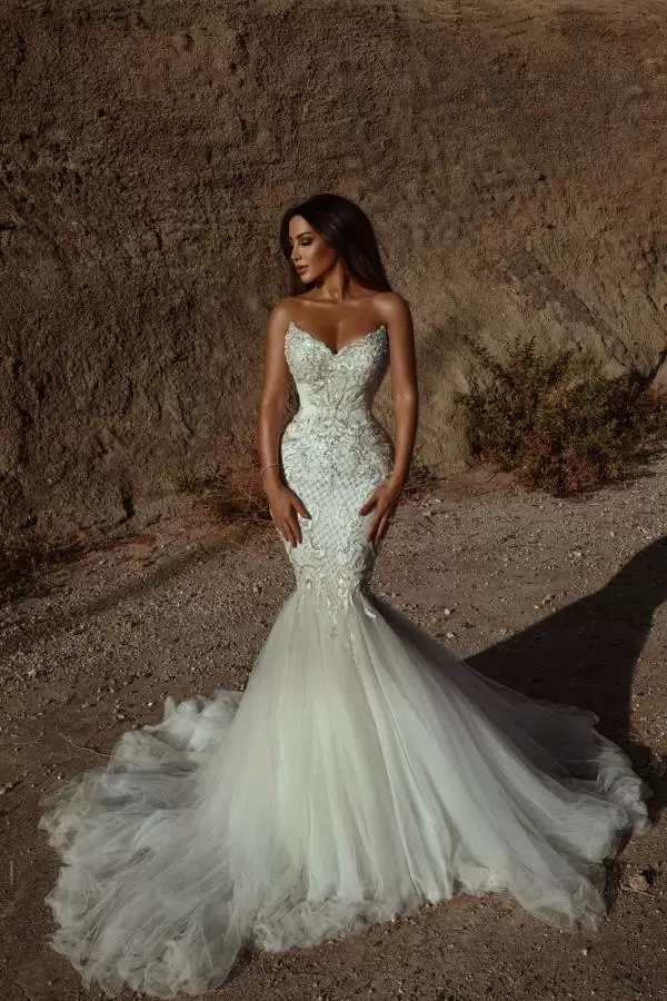 Sexy Strapless Lace Mermaid Wedding Dresses Summer Beach BOho Backless Bridal Gowns