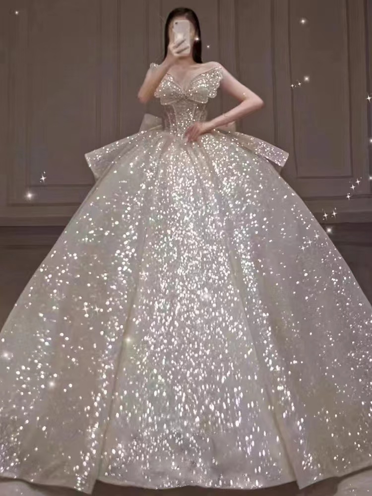2023 Dubai Luxury a line Wedding Dresses sequined Plus Size Chapel Train Sweetheart vestido de novia Appliqued Bridal Wedding Gowns Custom Made