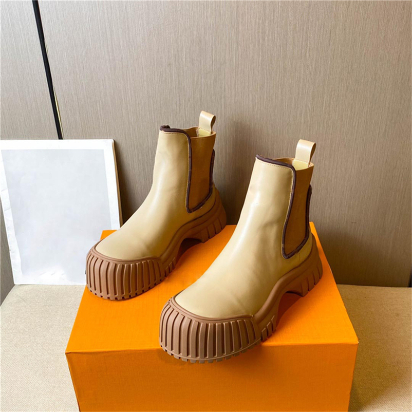 Women Designer Ruby Flat Low Ankle Boots Women Laureate Platform Desert Leather Winter Martin Shoes Trim Zipper Rubber Sole Sneakers Size 35-41
Women Designer Ruby Flat Low Ankle Boots Women Laureate Platform Desert Leather Winter Martin Shoes Trim Zipper Rubber Sole Sneakers Size 35-41