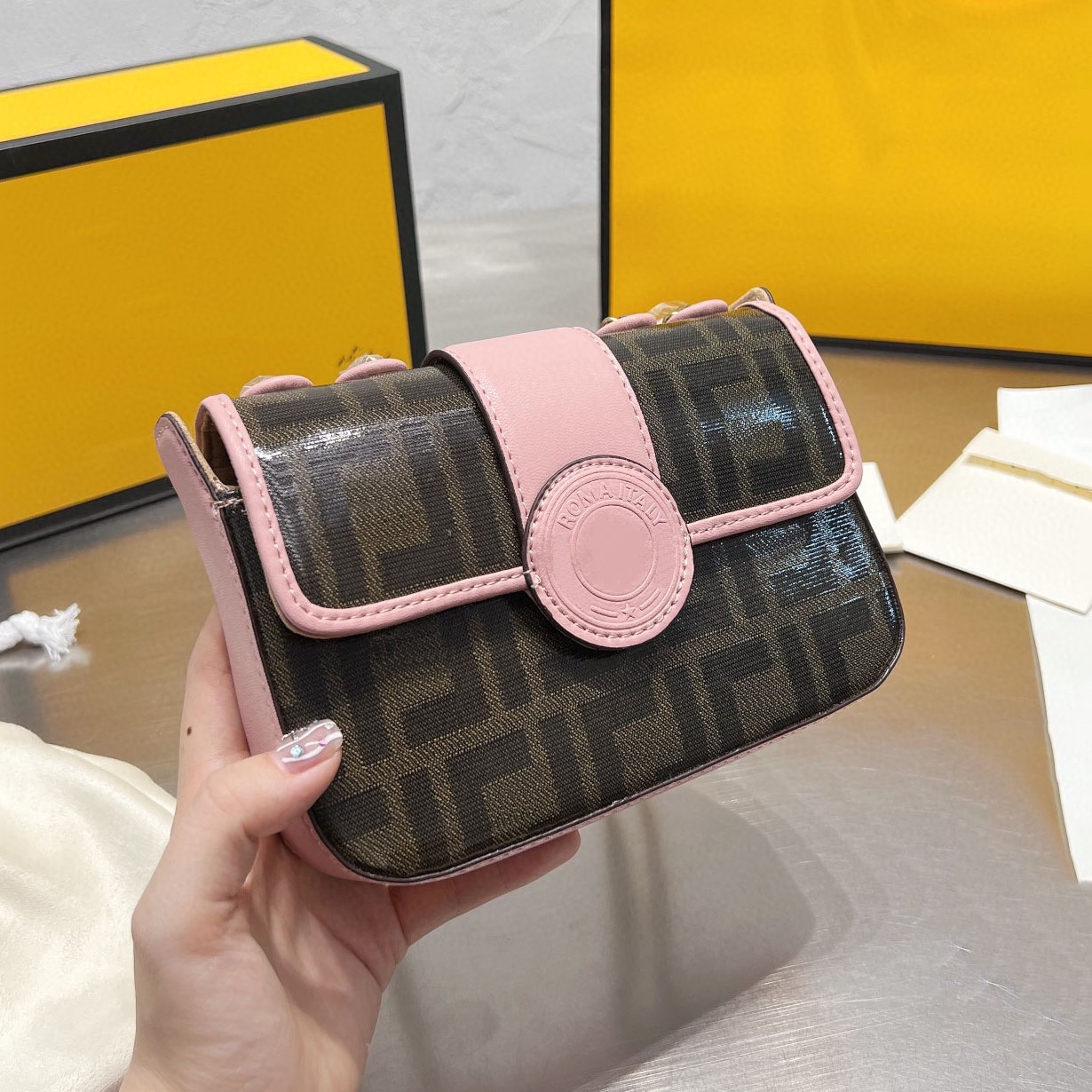 Brand Designer Bags Crossbody Bag Leather Chain Handbag Single Shoulder Bag Women Purse Wholesale Cute Wallet Lady Handbags, Black
Brand Designer Bags Crossbody Bag Leather Chain Handbag Single Shoulder Bag Women Purse Wholesale Cute Wallet Lady Handbags, Black