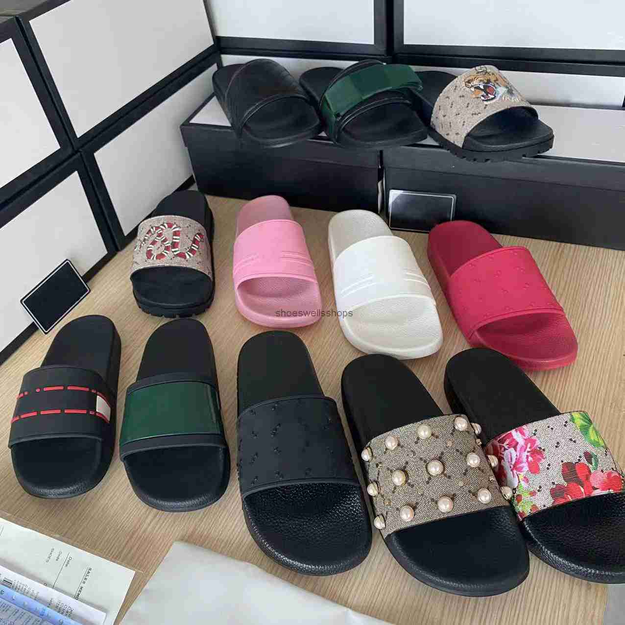 Sandals Flop Boots Slippers Luxury Designer Brand Sandals Real Leather Flip Slides Flats Slide Casual Shoes Sneakers Women by Man, #38
Sandals Flop Boots Slippers Luxury Designer Brand Sandals Real Leather Flip Slides Flats Slide Casual Shoes Sneakers Women by Man, #38