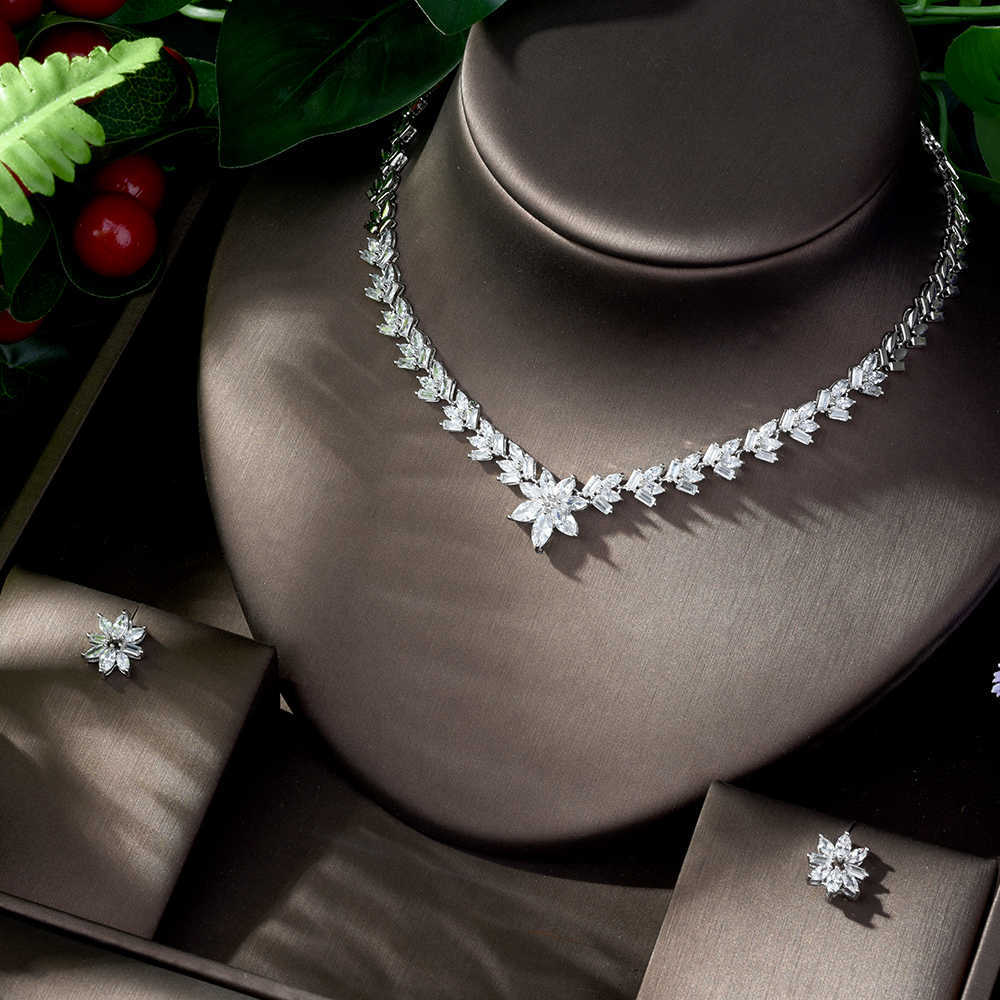 HIBRIDE Luxury Clear Brilliant Crystal Zirconia Earrings And Necklace Sets Bridal Jewelry Set Weeding Dress Accessories, Platinum plated
HIBRIDE Luxury Clear Brilliant Crystal Zirconia Earrings And Necklace Sets Bridal Jewelry Set Weeding Dress Accessories, Platinum plated