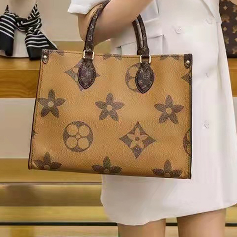 Designer woman shoulder bags handbag bag zippy wallet purse cross body flowers and letters classic fashion style large capacity storage bag, 60910-1
Designer woman shoulder bags handbag bag zippy wallet purse cross body flowers and letters classic fashion style large capacity storage bag, 60910-1