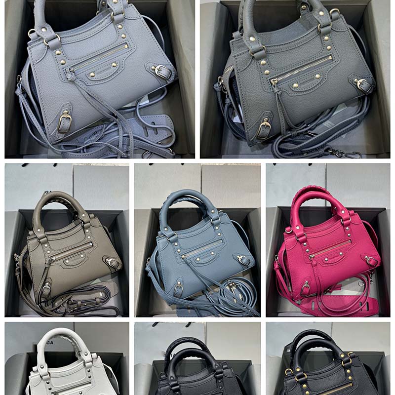 Classic Fashion Designer bags Leather Cool girl exclusive motorcycle bag Cross body Lady Embossing Shoulder Bag Handbags Women Crossbody Evening Purse Wallets, Black
Classic Fashion Designer bags Leather Cool girl exclusive motorcycle bag Cross body Lady Embossing Shoulder Bag Handbags Women Crossbody Evening Purse Wallets, Black