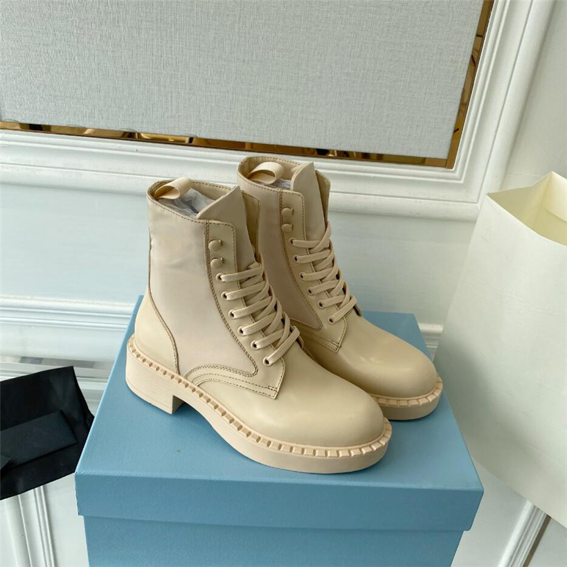 Women Designer Monolith Leather And Nylon Fabric Boots Women Pocket Booties Genuine Leather Lace Up Ladies Ankle Winter Autumn Sneakers With Original Box
Women Designer Monolith Leather And Nylon Fabric Boots Women Pocket Booties Genuine Leather Lace Up Ladies Ankle Winter Autumn Sneakers With Original Box