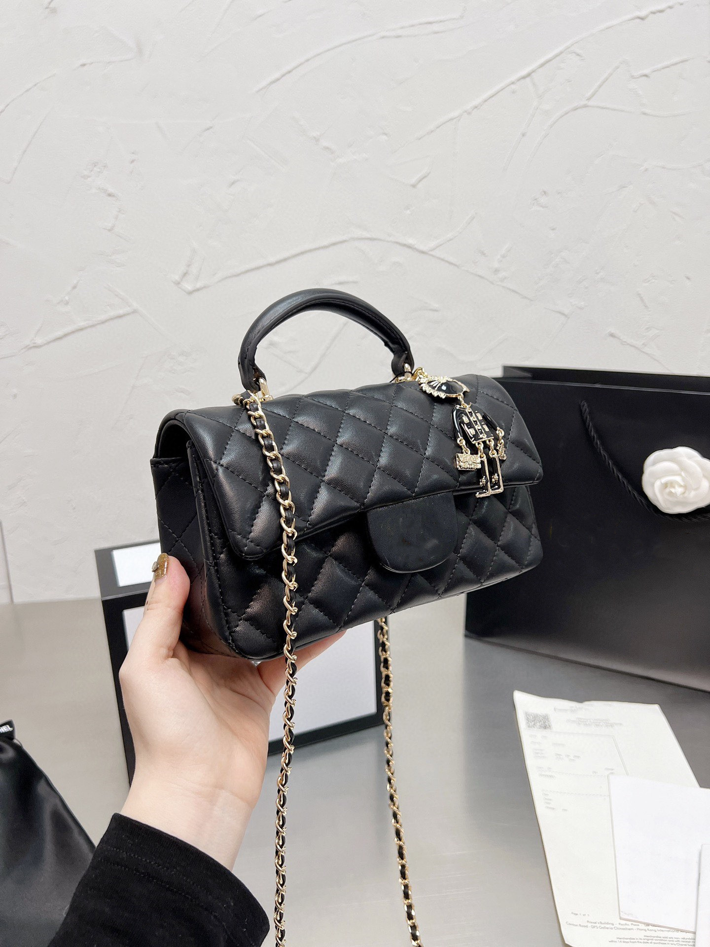 designer bag Le Chiquito Bags Woman Tiny handbag luxury crossbody tote bag Fashion lady pochette single shoulder Leather 2022 5A Quality, #1
designer bag Le Chiquito Bags Woman Tiny handbag luxury crossbody tote bag Fashion lady pochette single shoulder Leather 2022 5A Quality, #1