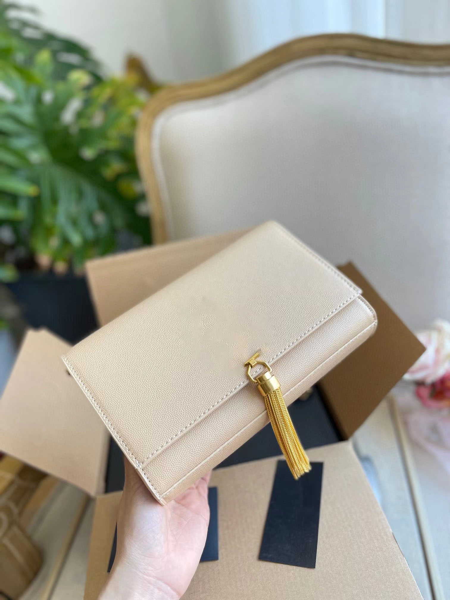 designer shoulder bag tassel bags ysls handbag bags high quality woman crossbody purse handbags leather chain flap bag yslity designers bags, Cream+ silver tassel
designer shoulder bag tassel bags ysls handbag bags high quality woman crossbody purse handbags leather chain flap bag yslity designers bags, Cream+ silver tassel