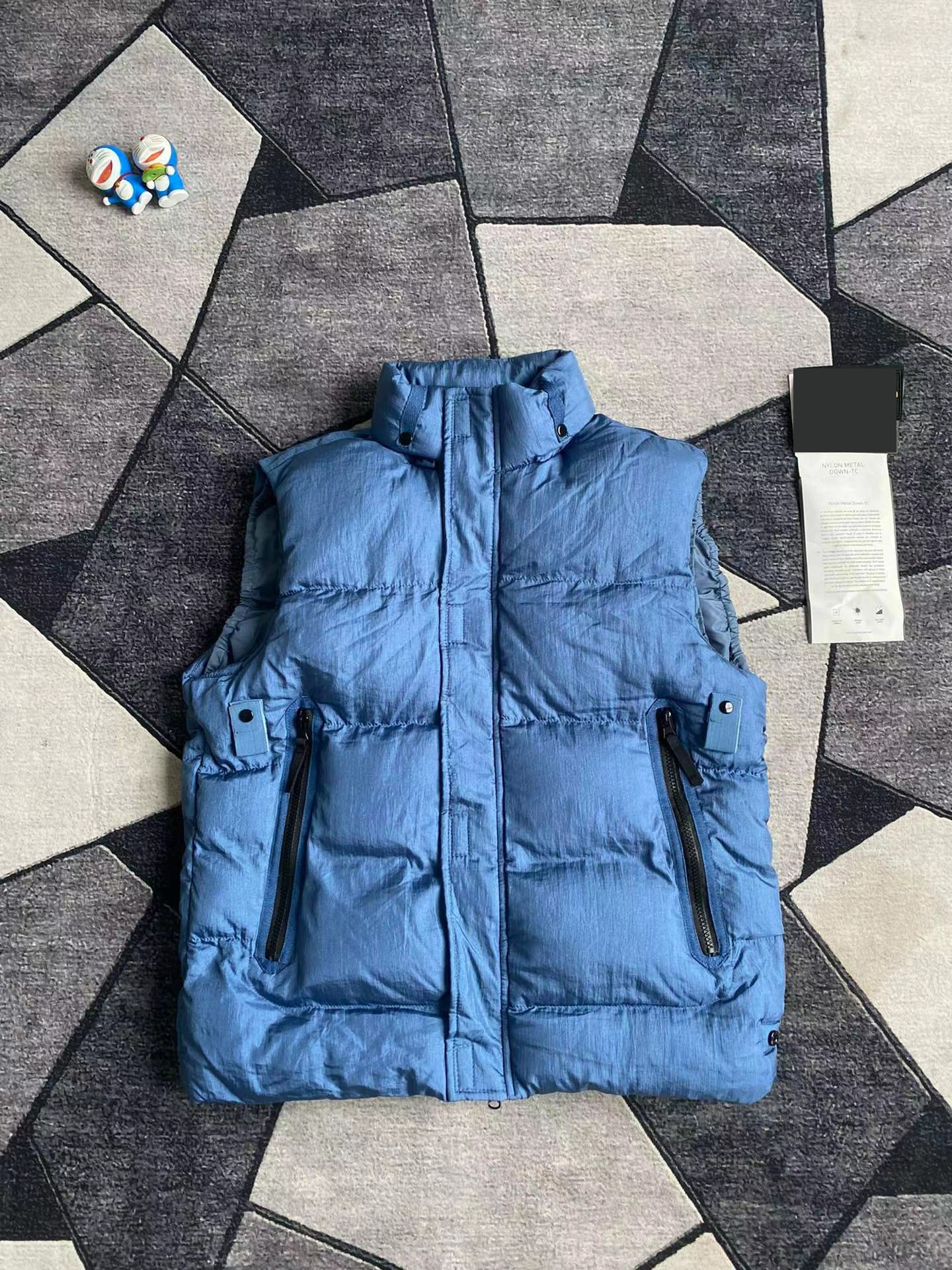 Men's Jackets Stone Autumn and Winter Outerwear Collar Windproof Workwear Trend Loose Casual Versatile Buckle Down Vest Size M2xl 230107, Yellow
Men's Jackets Stone Autumn and Winter Outerwear Collar Windproof Workwear Trend Loose Casual Versatile Buckle Down Vest Size M2xl 230107, Yellow