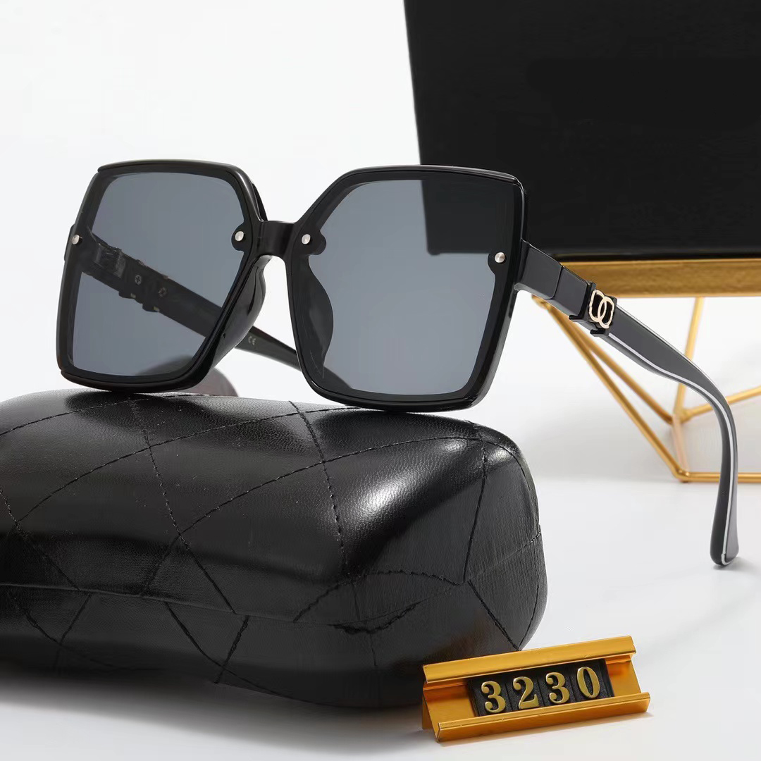 Luxury Sunglasses polaroid lens designer vintage sunglasses womens Mens Goggle senior Eyewear For Women eyeglasses frame Vintage Metal Sun Glasses With case
Luxury Sunglasses polaroid lens designer vintage sunglasses womens Mens Goggle senior Eyewear For Women eyeglasses frame Vintage Metal Sun Glasses With case