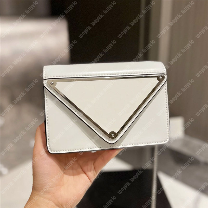 Luxurys Womens Designer Shoulder Bags Envelope Leather Brand Big Buckle Shoulder Bag For Ladies Crossbody Bags Fashion P Purse 3 Colors, Black
Luxurys Womens Designer Shoulder Bags Envelope Leather Brand Big Buckle Shoulder Bag For Ladies Crossbody Bags Fashion P Purse 3 Colors, Black