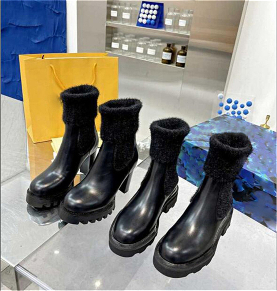2023 Designer Paris Beaubourg Ankle Boots Leather Plain Toe Rubber Sole Office Elegant High Heel 1AABU3 1AAC1Z Combat Chunky Winter Martin Sneakers Size 35-42
2023 Designer Paris Beaubourg Ankle Boots Leather Plain Toe Rubber Sole Office Elegant High Heel 1AABU3 1AAC1Z Combat Chunky Winter Martin Sneakers Size 35-42