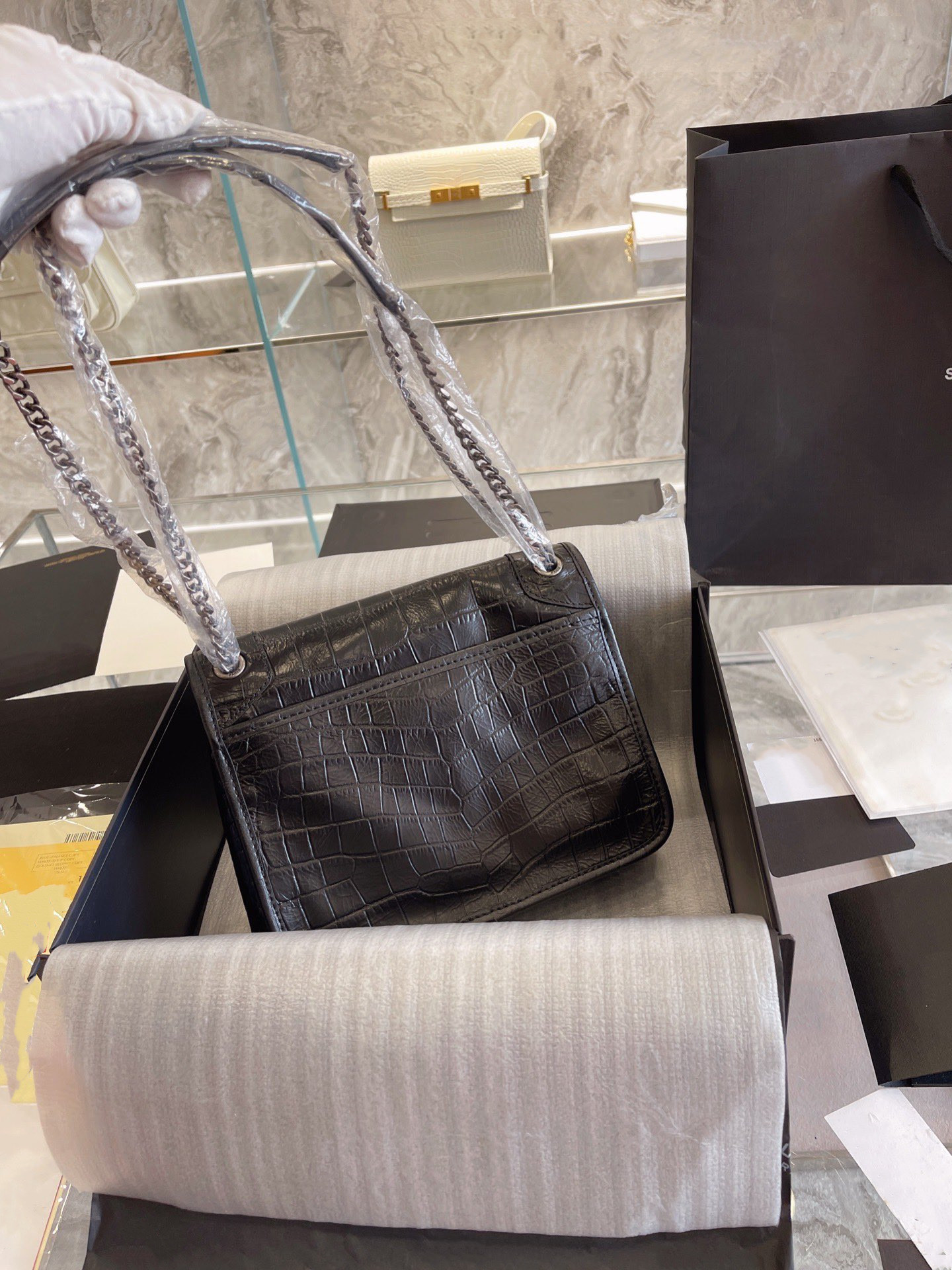 Designer Luxury Marmont Shoulder tote Bag crossbody Women Matelasse Quilting Small Calfskin Genuine Leather Chain Blue Cross body fashion Bags, #1
Designer Luxury Marmont Shoulder tote Bag crossbody Women Matelasse Quilting Small Calfskin Genuine Leather Chain Blue Cross body fashion Bags, #1