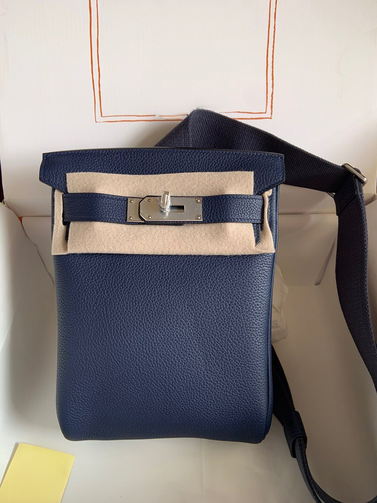 hac a 7A dos Designer bag FASHION shoulder tote WOMEN MEN luxurys crossbody bags fashion Cross body leather Handbag messenger Shopping totes purse BKC N1VV
hac a 7A dos Designer bag FASHION shoulder tote WOMEN MEN luxurys crossbody bags fashion Cross body leather Handbag messenger Shopping totes purse BKC N1VV