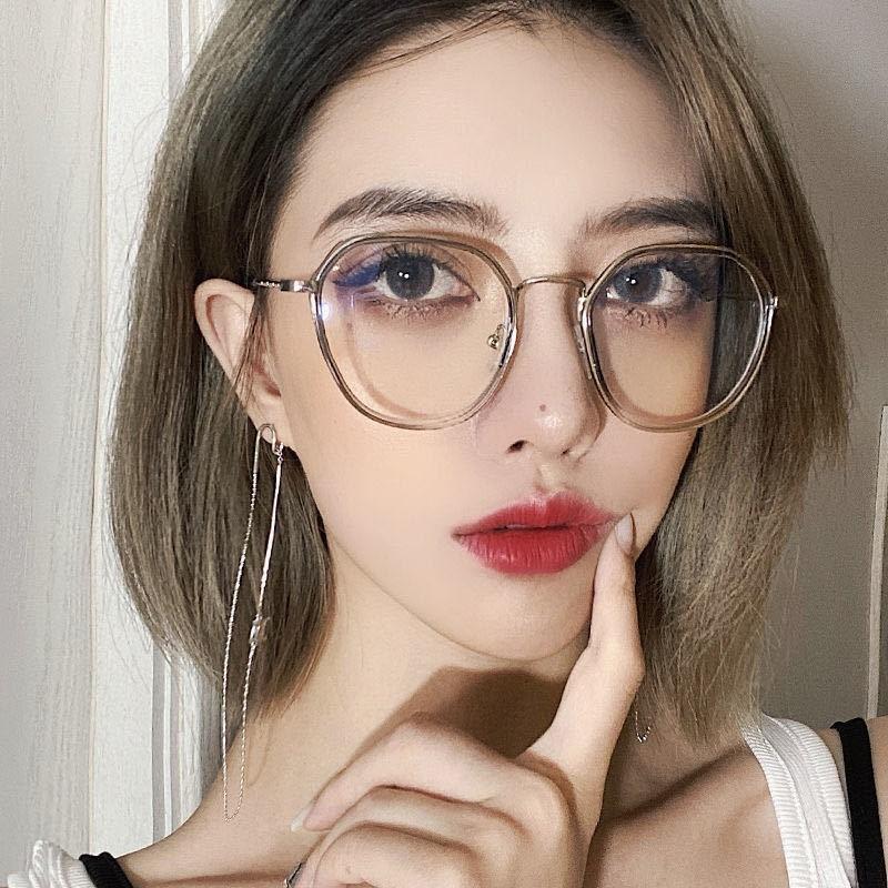 Sunglasses 2023 Designer Woman Glasses Optical Frames Metal Round Frame Clear Lens Eyeware Black Silver Gold Eye Glass
Sunglasses 2023 Designer Woman Glasses Optical Frames Metal Round Frame Clear Lens Eyeware Black Silver Gold Eye Glass