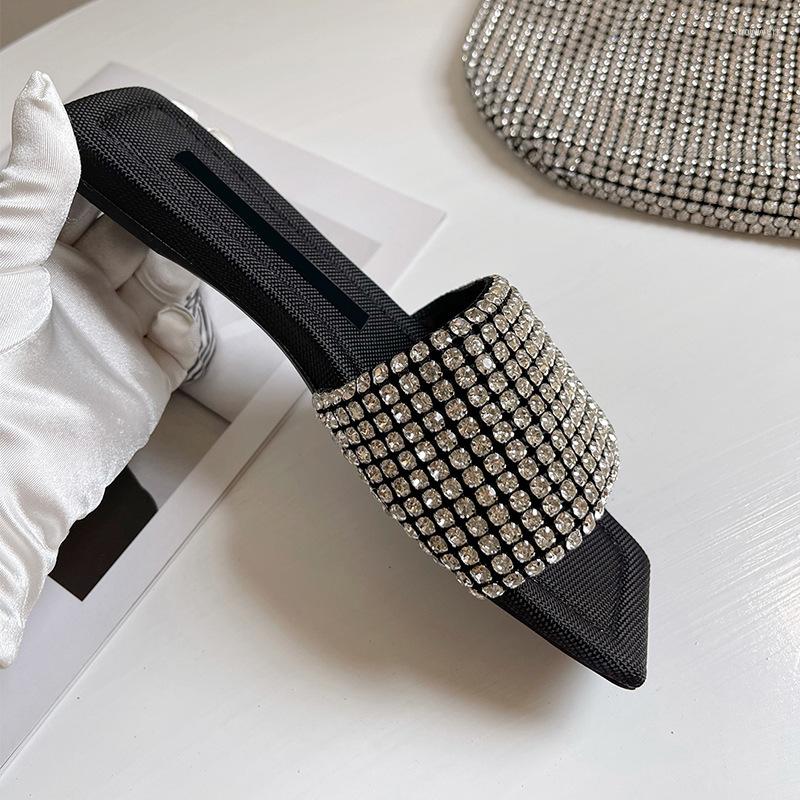 Slippers Luxury Designer Shiny Crystal Women Flat Heel Outdoor Slides Summer Shoes Bling Sandalias Open Toe Glitter Flip Flops, Black
Slippers Luxury Designer Shiny Crystal Women Flat Heel Outdoor Slides Summer Shoes Bling Sandalias Open Toe Glitter Flip Flops, Black