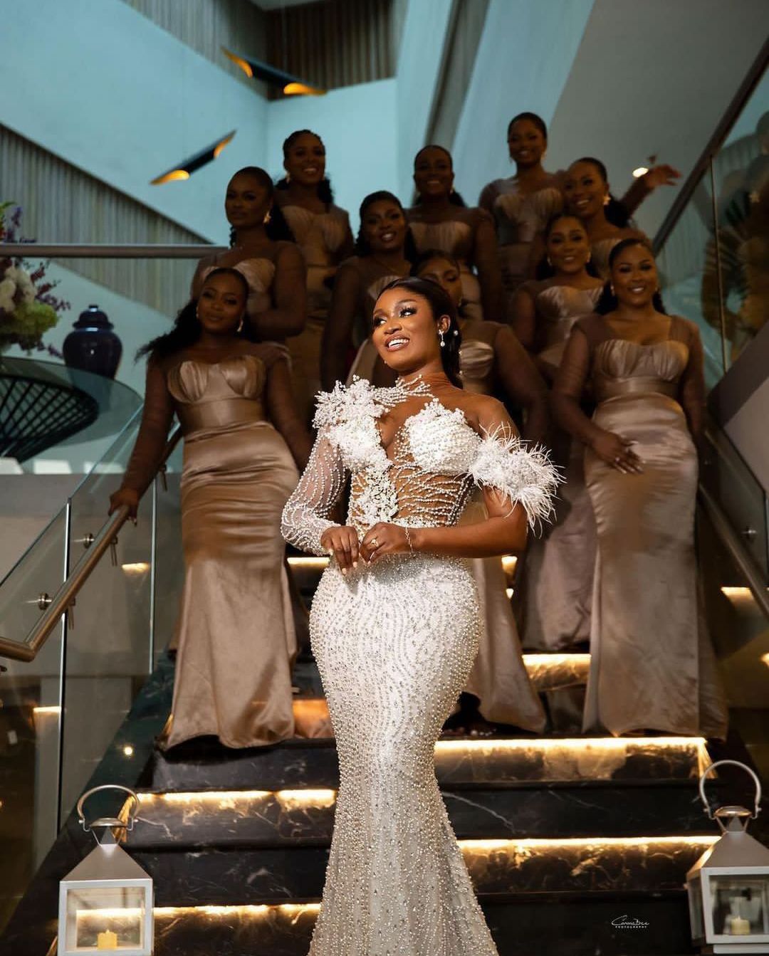 Luxury Mermaid Wedding Dresses One Long Sleeve V Neck 3D Lace Appliques Sequins Beaded Pearls Sexy Floor Length Plus Size Formal Bridal Gowns abiti da