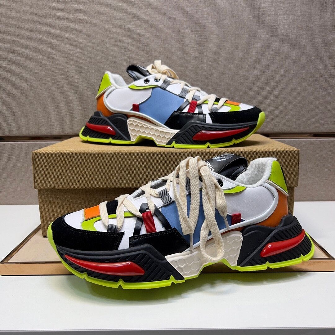 Luxury brand lovers walking shoes new autumn and winter color matching leather increased thick bottom sneakers
Luxury brand lovers walking shoes new autumn and winter color matching leather increased thick bottom sneakers