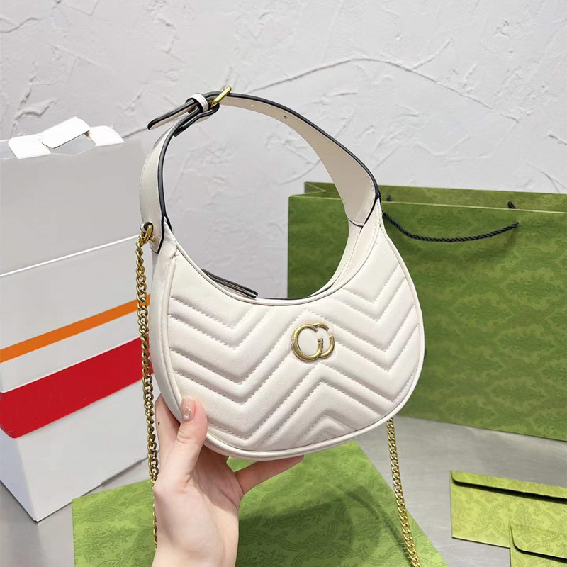 Woman Marmont Bags designer bags luxury handbags hobo lady underarm purse crossbody shoulder bag fashion handbag zig zag pattern 5A Quality, Black(with l0g0)
Woman Marmont Bags designer bags luxury handbags hobo lady underarm purse crossbody shoulder bag fashion handbag zig zag pattern 5A Quality, Black(with l0g0)