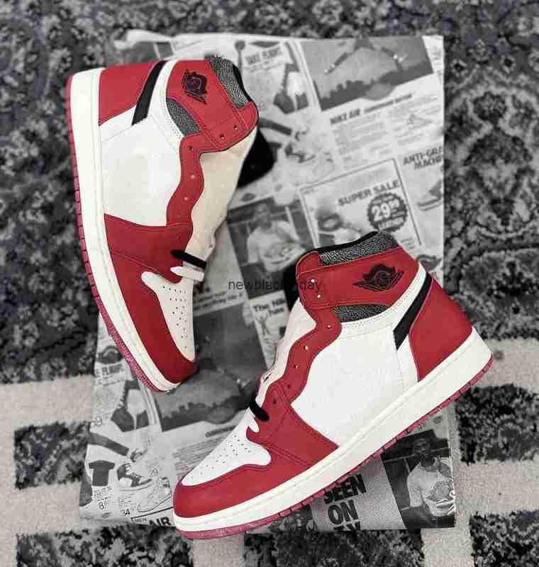 Release Authentic Shoes 1 High OG Lost Found DZ5485-612 Varsity Red/Black-Sail-Muslin Man Women Sports Sneakers With Original
Release Authentic Shoes 1 High OG Lost Found DZ5485-612 Varsity Red/Black-Sail-Muslin Man Women Sports Sneakers With Original