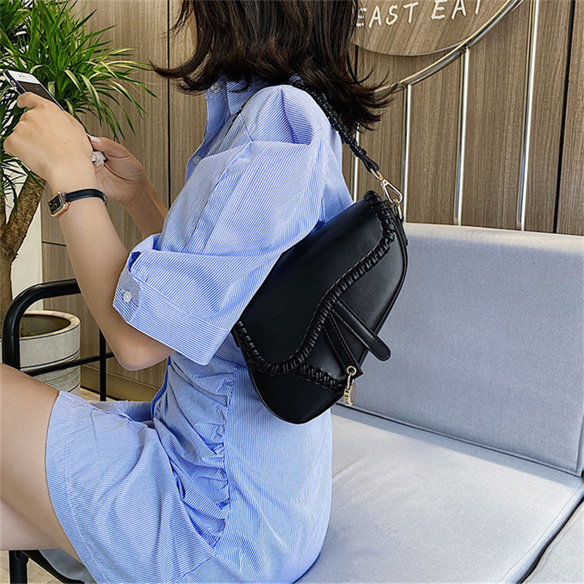 Leather Handbag Underarm Saddles bag with Strap Designer Bag backpacks Tote Wallet magnetic Metal pendant Purses Top Shoulder bags Womens Crossbody Handbags, Orange
Leather Handbag Underarm Saddles bag with Strap Designer Bag backpacks Tote Wallet magnetic Metal pendant Purses Top Shoulder bags Womens Crossbody Handbags, Orange