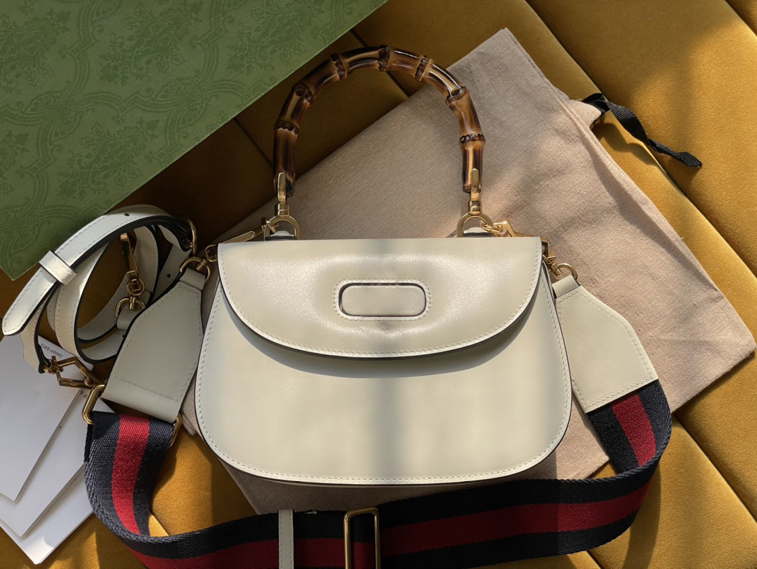 Designer handbag new slug bag Tote fashion one shoulder bag luxury women bag Crossbody bag purse built-in compartment 21cm, Green
Designer handbag new slug bag Tote fashion one shoulder bag luxury women bag Crossbody bag purse built-in compartment 21cm, Green