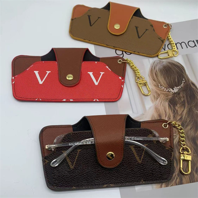 Designer Eyeglass Bags Men Womens Luxury Eyeglasses Box Fashion Plaid Eyeglass Pouch Classic Glasses Bag Case Glasses Protection Pouch
Designer Eyeglass Bags Men Womens Luxury Eyeglasses Box Fashion Plaid Eyeglass Pouch Classic Glasses Bag Case Glasses Protection Pouch