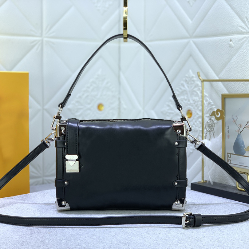 7A Luxury Designer Bags Genuine Leather Emboss Cruise Crossbody Handbags Zip Closure with Metallic Corners, Light brown
7A Luxury Designer Bags Genuine Leather Emboss Cruise Crossbody Handbags Zip Closure with Metallic Corners, Light brown