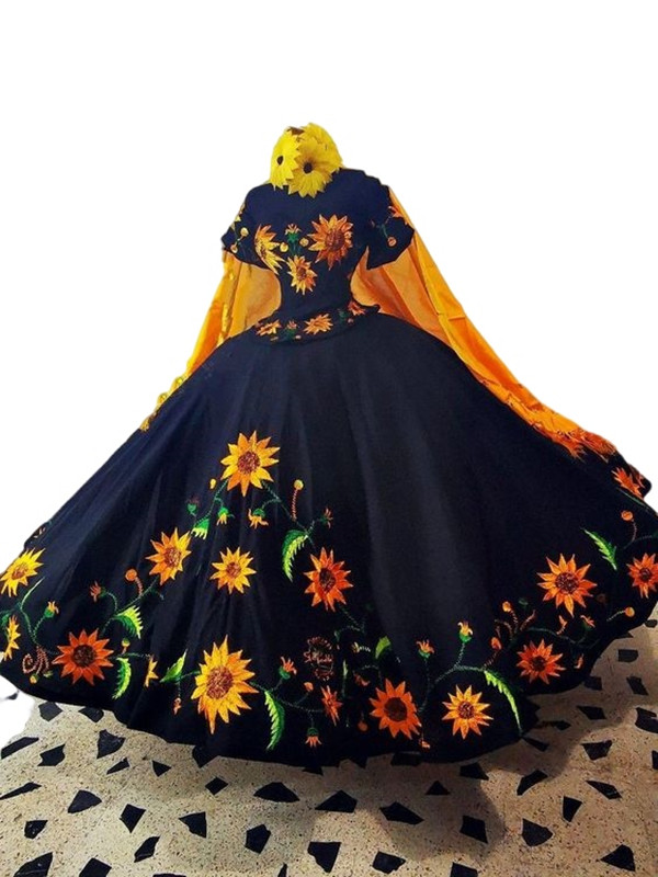 Black Mexcian Quinceanera Dresses Sunflower Embroidered Off Shoulder Bow Charro Sweet 15 Dress Sweet 16 Quince XV Prom Gowns