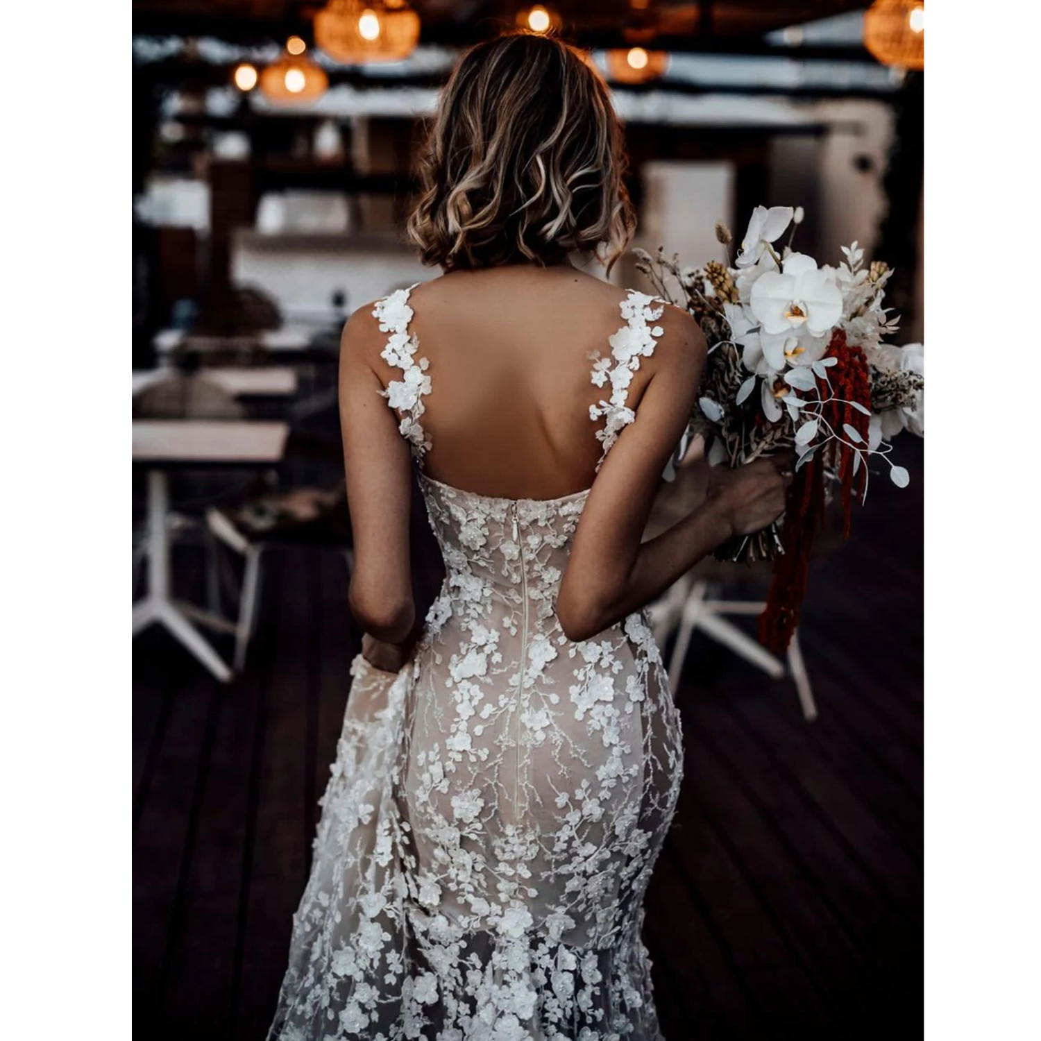 Floral Rustic Wedding Dress with Pockets Deep V-Neck Custom Made Plus Size Appliqued Long Tulle Romantic Bridal Gown Custom Made