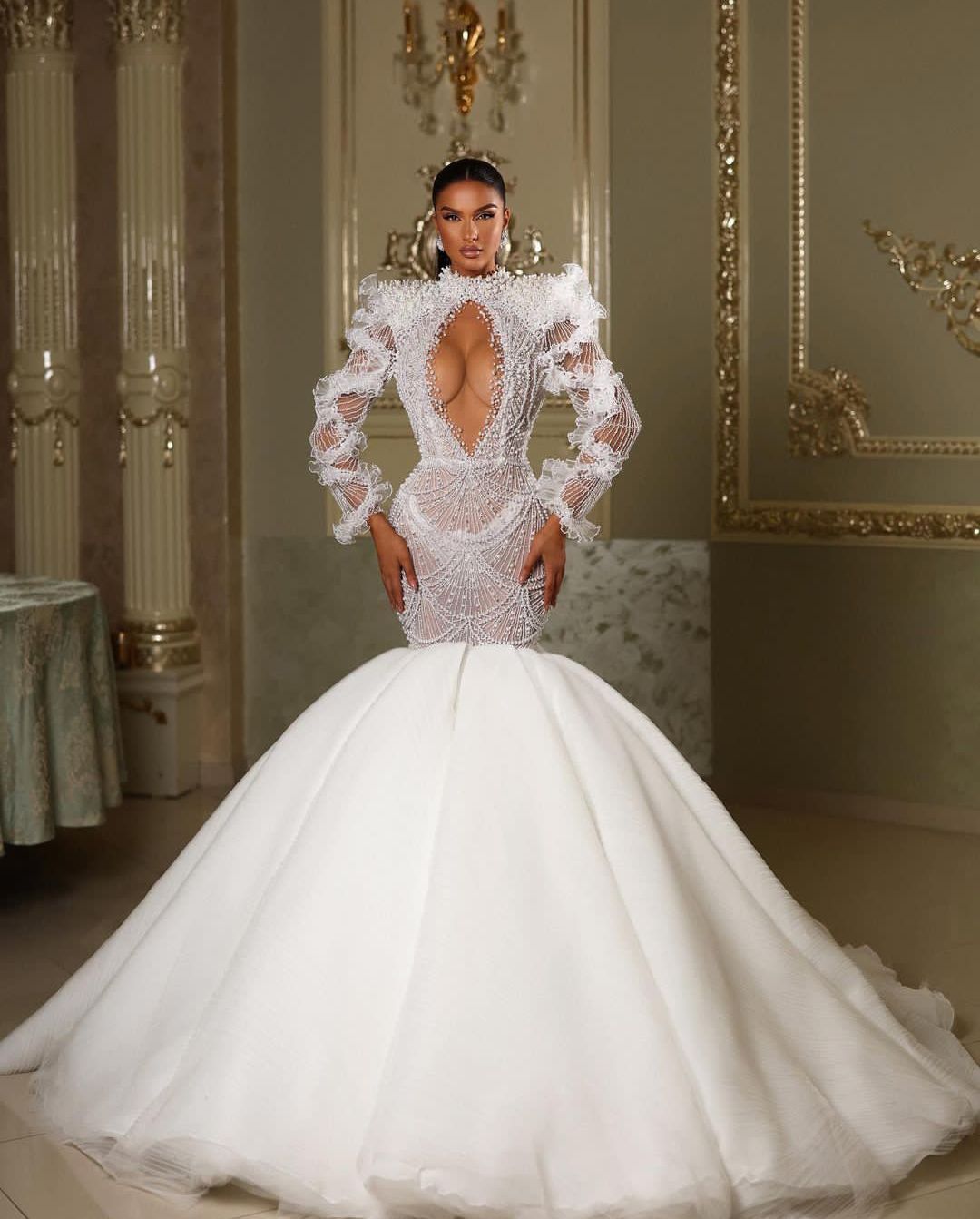 Mermaid Wedding Dresses Long Sleeves V Neck Halter 3D Lace Appliques Sequins Beaded Sexy Folds Trumpet Train or Length Plus Size Bridal Gowns abiti da