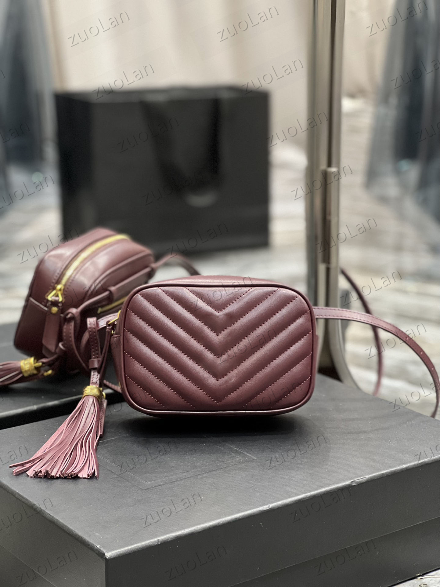 Ladies Designer Fashion Luxury LOU Belt Bag 534817 In Quilted Leather Bumbag Waist Bags Crossbody TOP Mirror Quality Purse Pouch
Ladies Designer Fashion Luxury LOU Belt Bag 534817 In Quilted Leather Bumbag Waist Bags Crossbody TOP Mirror Quality Purse Pouch
