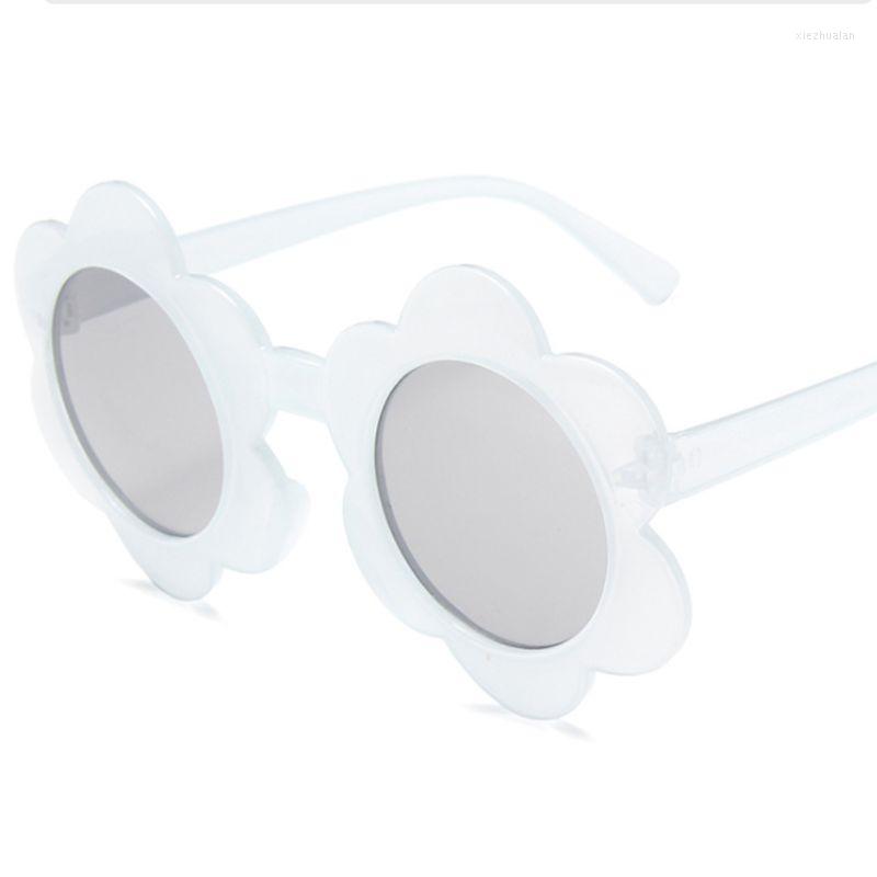 Kids' Sunblock 2023 Sun Flower Round Cute Kids Vintage Sunglasses Fashion Children Glasses For Boy Girls Infant Eyewear UV400
Kids' Sunblock 2023 Sun Flower Round Cute Kids Vintage Sunglasses Fashion Children Glasses For Boy Girls Infant Eyewear UV400