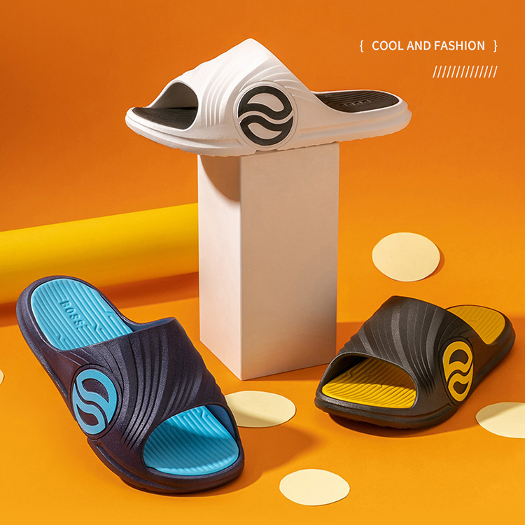 Men's slippers Designer sandals Summer beach outdoor cool fashion wide household sliding flat slippers
Men's slippers Designer sandals Summer beach outdoor cool fashion wide household sliding flat slippers