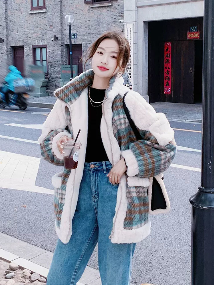 Women's Down Parkas Plaid Lamb Wool Coat Short 2023 Autumn Winter Wild Korean Version Of Loose Woolen Thick Velvet 230111Z