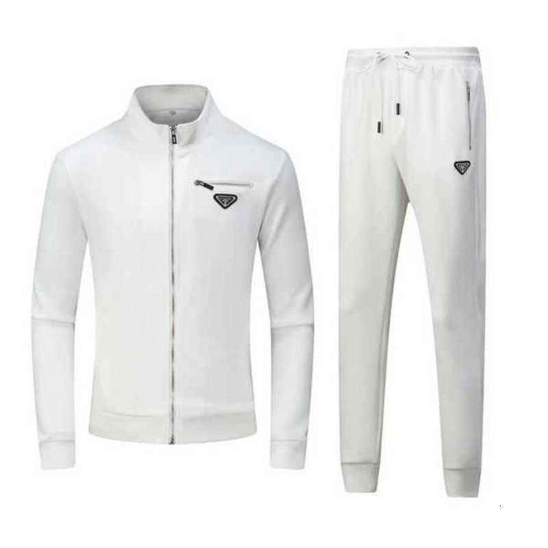 Men's Tracksuits Designer Mens tracksuit Luxury Men Sweatsuits Long sleeve Classic Fashion Pocket Running Casual Man Clothes Outfits Pants jacket two piece DMWE
Men's Tracksuits Designer Mens tracksuit Luxury Men Sweatsuits Long sleeve Classic Fashion Pocket Running Casual Man Clothes Outfits Pants jacket two piece DMWE