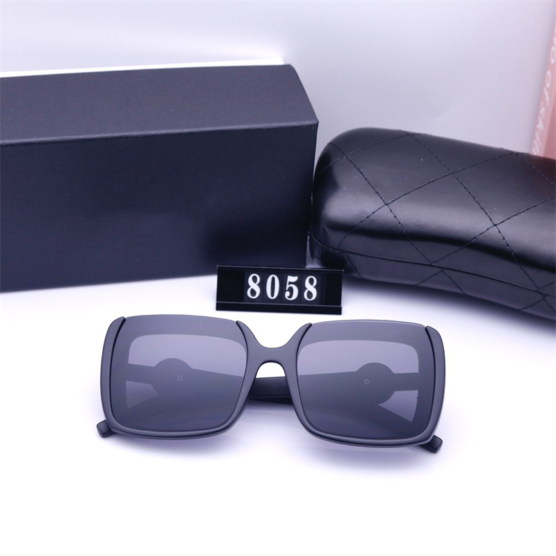 Luxury Designer Sunglasses Men Women Summer Outdoor Full Frame Eyeglasses Fashion Classic Letters Goggle Sun Glasses
Luxury Designer Sunglasses Men Women Summer Outdoor Full Frame Eyeglasses Fashion Classic Letters Goggle Sun Glasses