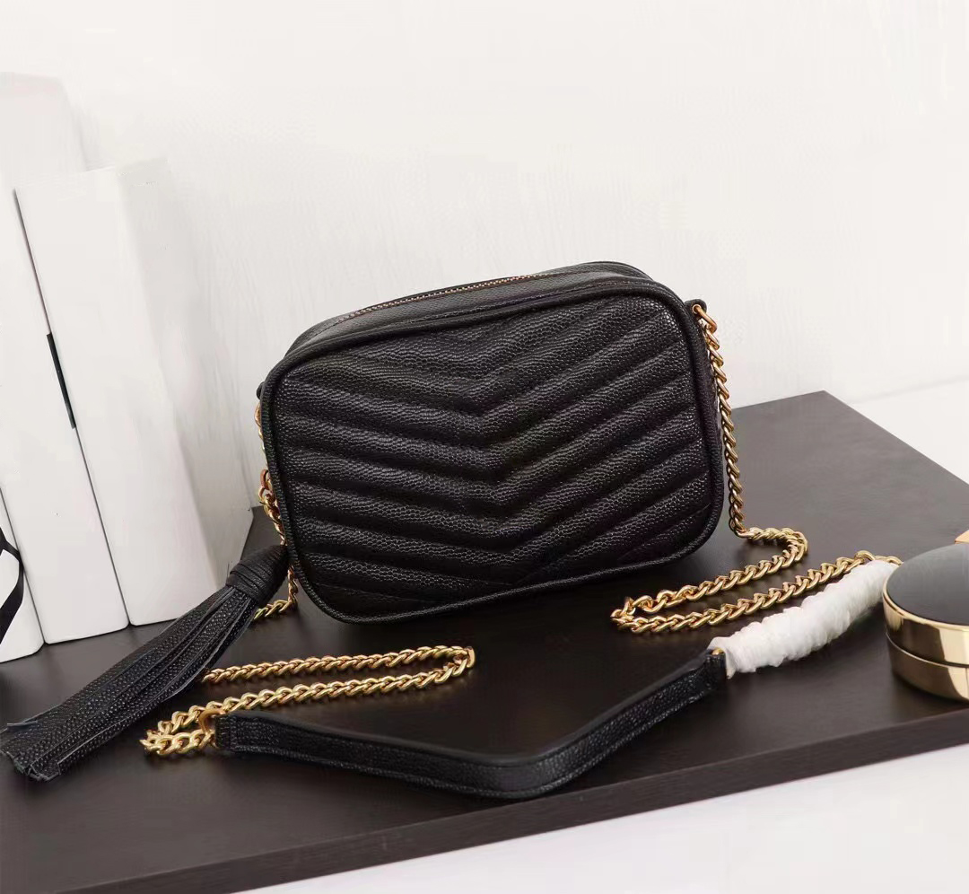 luxurys designers Fashion womens CrossBody bag Letter Handbag ladies purse Chains Cross Body Clutch Camera Handbags585040, Black
luxurys designers Fashion womens CrossBody bag Letter Handbag ladies purse Chains Cross Body Clutch Camera Handbags585040, Black