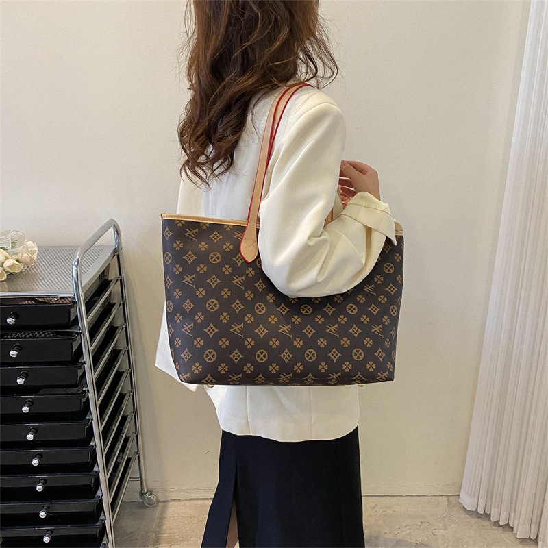 Women leather luxury handbag high quality lady fashion leisure shoulder bags designer tote TOP 5A M40995 louise Purse vutton Crossbody viuton Bag, Black big flower
Women leather luxury handbag high quality lady fashion leisure shoulder bags designer tote TOP 5A M40995 louise Purse vutton Crossbody viuton Bag, Black big flower